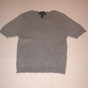 ⭐️Gray fitted knit top⭐️